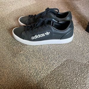 Adidas Sleeks